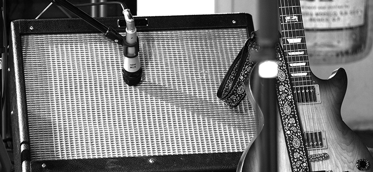 Guitar cab and a mic | Блог musicmarket