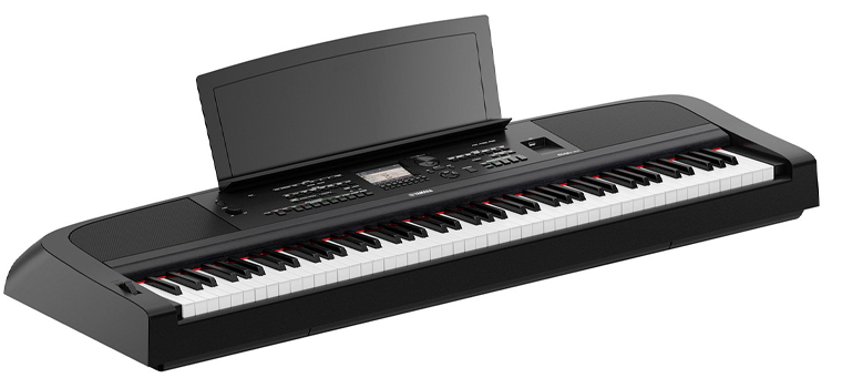 Цифровое пианино Yamaha DGX-670B под углом | Блог musicmarket
