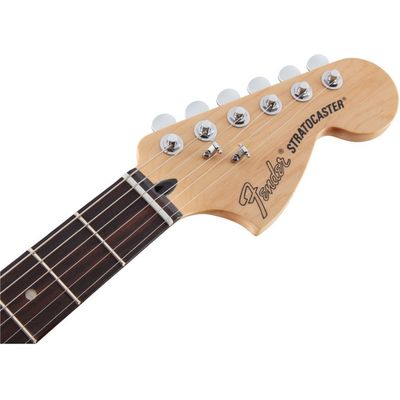 Электрогитара Fender Deluxe Stratocaster - Black with Rosewood Fingerboard, изображение 3