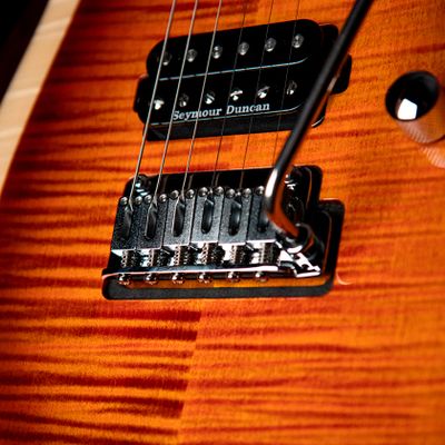 Электрогитара Cort X700 Duality Antique Violin Burst, Отделка: Глянцевая, Цвет: Коричневый, изображение 4
