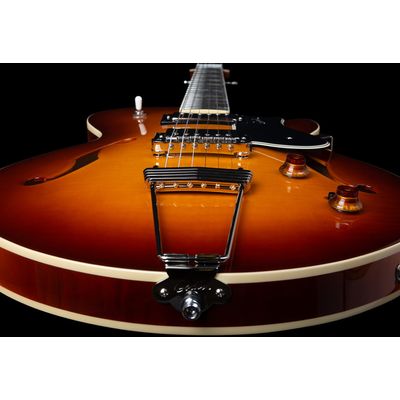 Гитара полуакустическая Godin Montreal Premiere Supreme Lightburst Flame HG, изображение 6