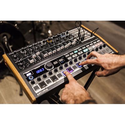 Аналоговый синтезатор Arturia MiniBrute 2S, изображение 4