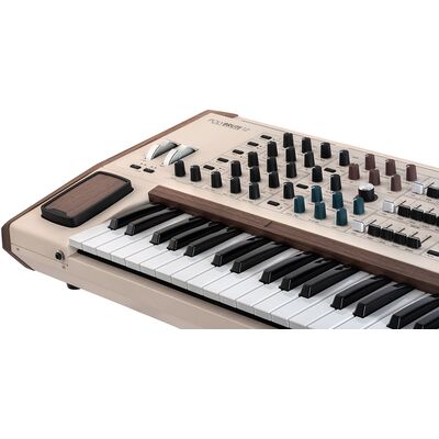 Аналоговый синтезатор Arturia PolyBrute 12