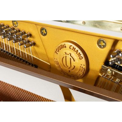 Фортепиано Young Chang YC121E WHP, изображение 3