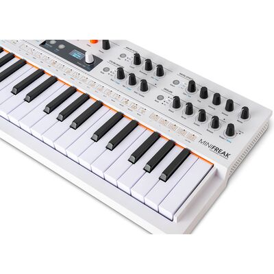 Синтезатор Arturia MiniFreak Vocoder
